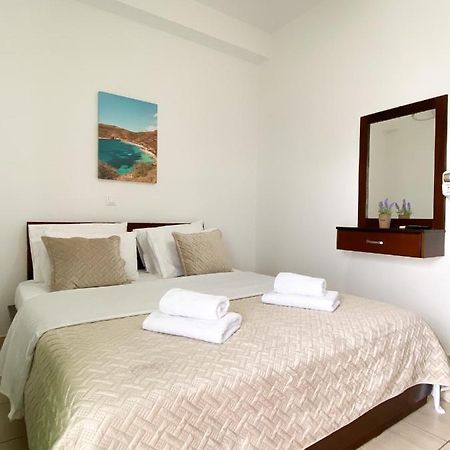 Acta'S Rooms Himare Buitenkant foto