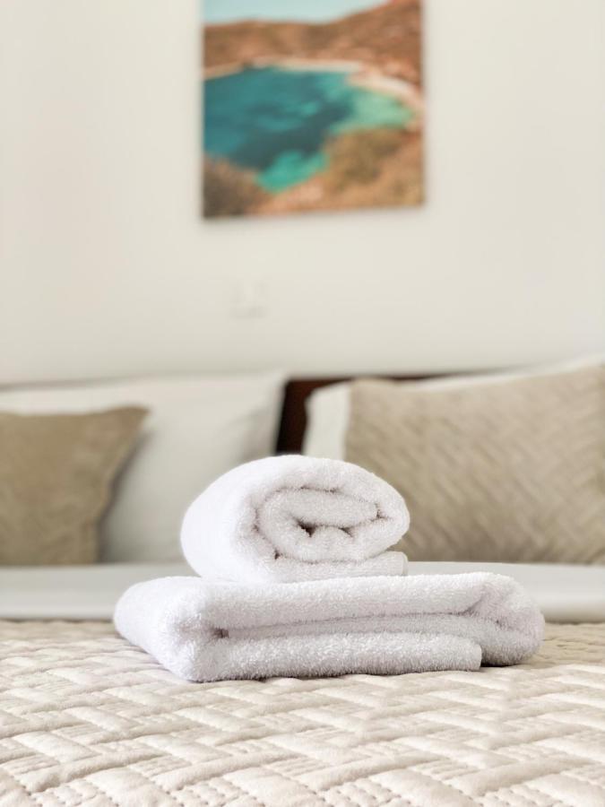 Acta'S Rooms Himare Buitenkant foto